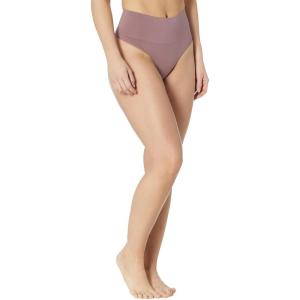 SPANX SPANXshape Everyday Shaping Thong – Core Control Shapewear Underwear – Invisible Under Clothes – Seamless Design(Rosewood)